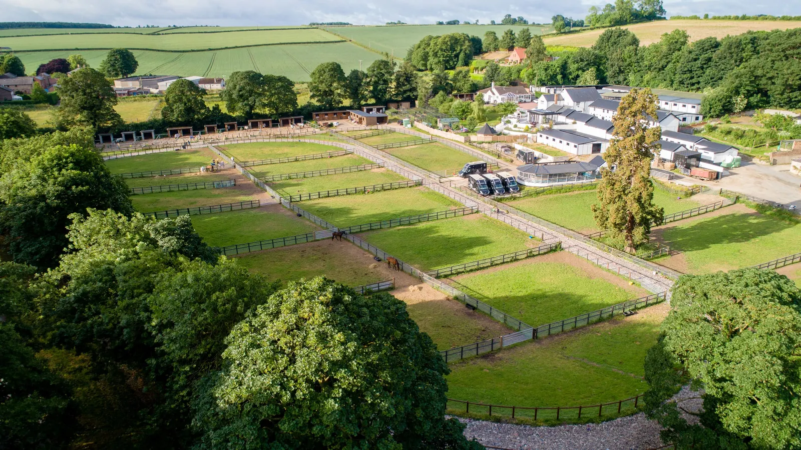 Spring Cottage Stables yard in North Yorkshire